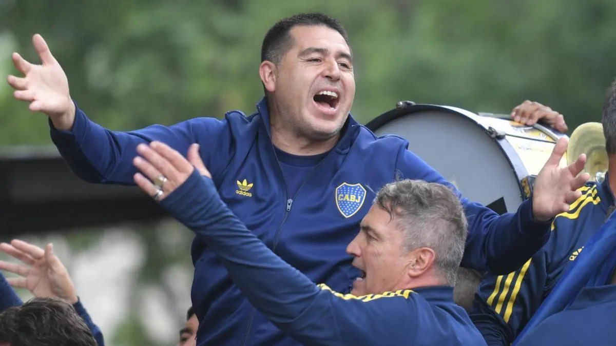 Milei dejó de ser de boca por riquelme