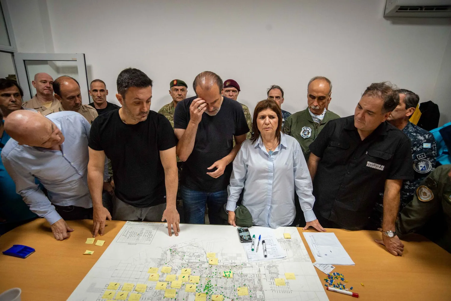otro golpe de milei a bahía blanca
