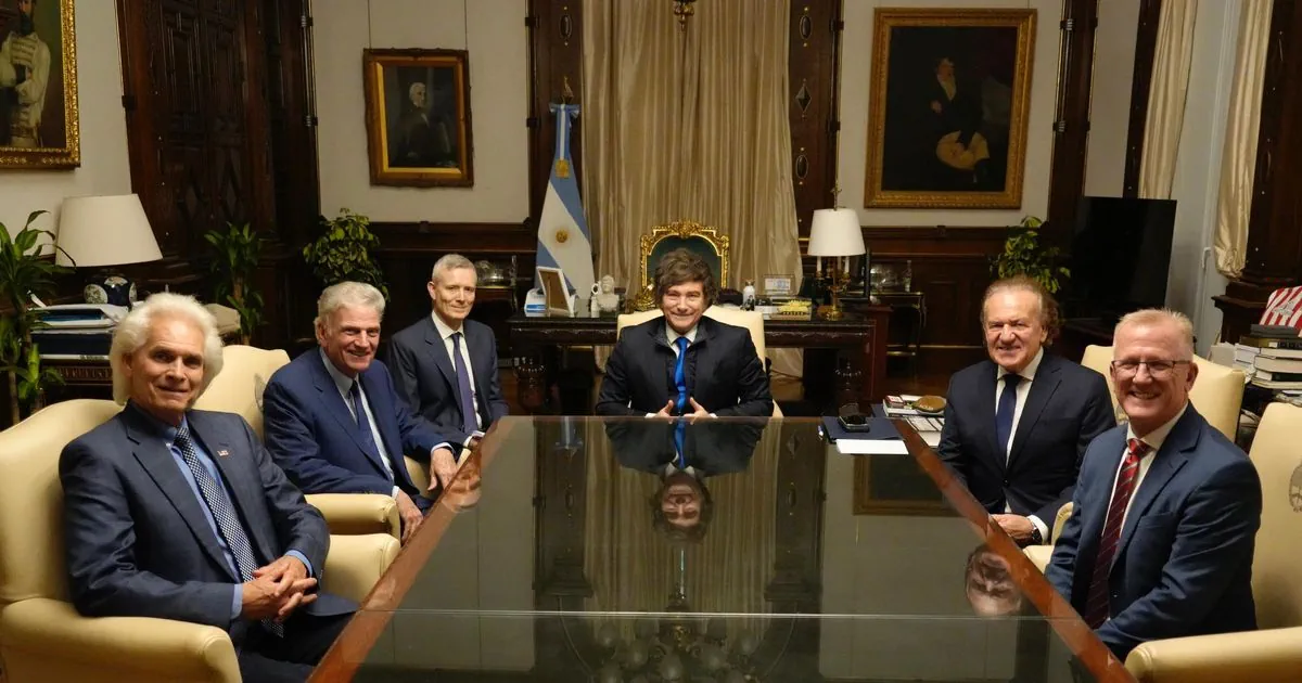 Mientras aumentan los legisladores evangelistas Milei se reune