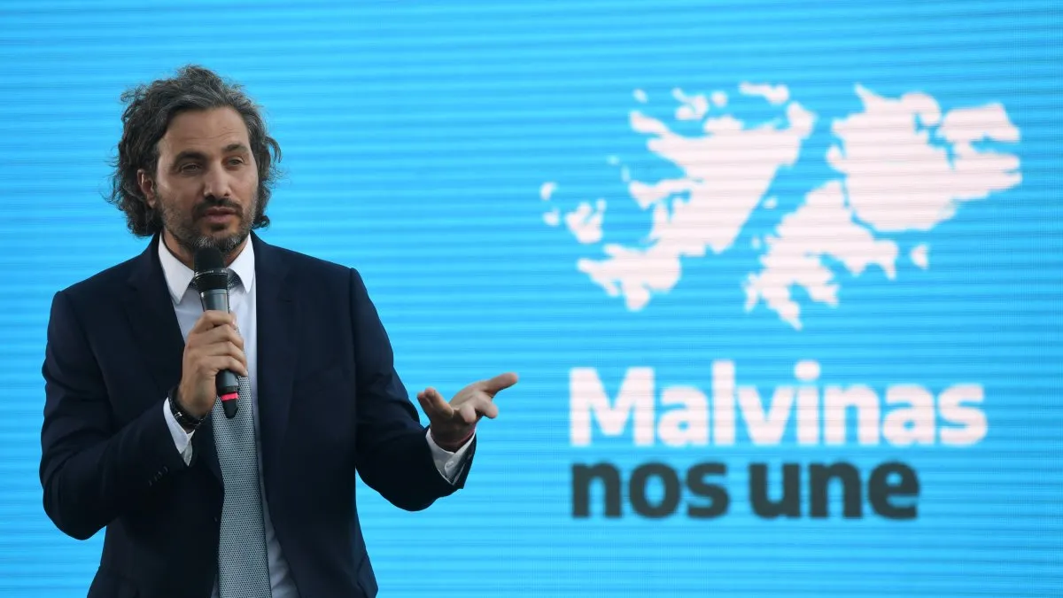 Argentina no impugna la doble designación Malvinas/Falkland en cumbre CELAC-UE 113 delegación de milei no desautorizó el uso de malvinas quehabía conseguido cafiero