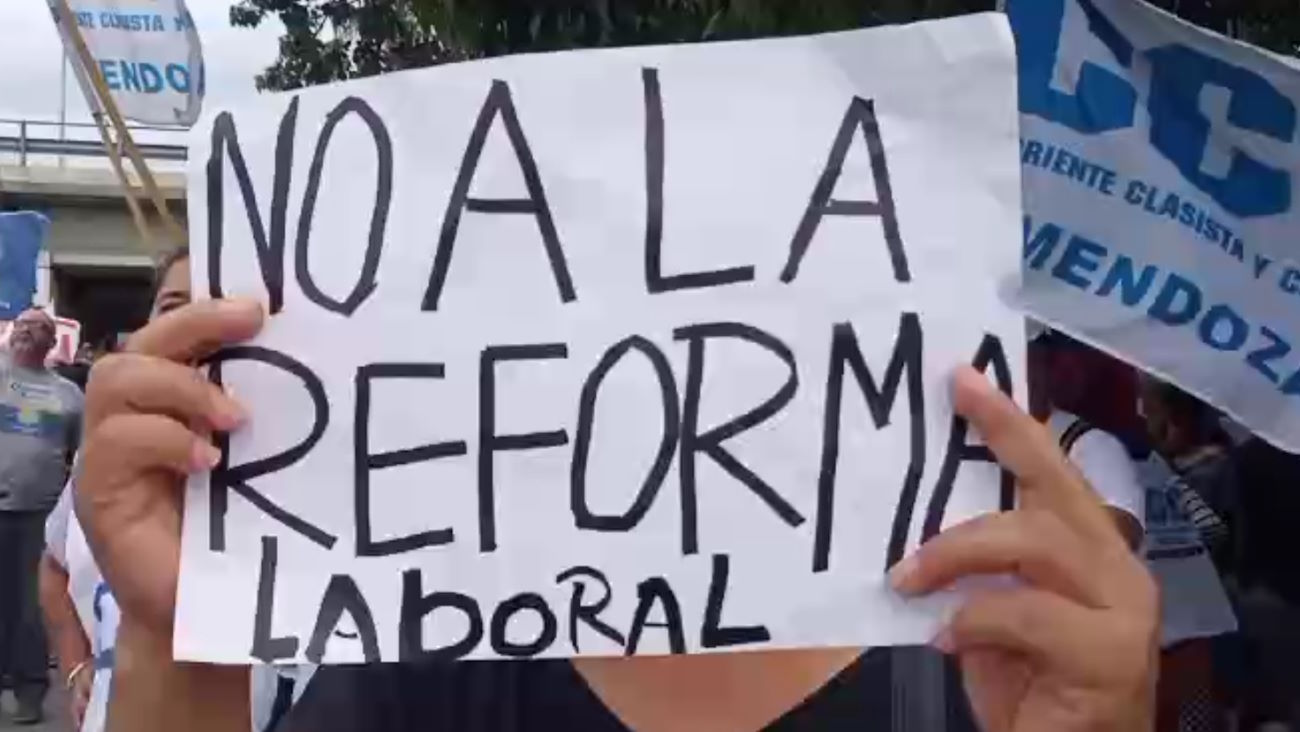 El 71 porciento de los sindicalizados rechaza a Milei