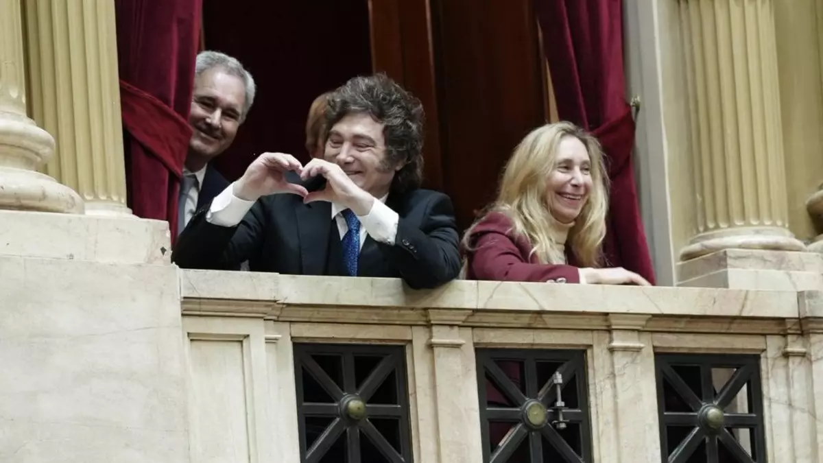 Javier Miei le da vergüenza a los argentinos según la Universidad de San Andrés